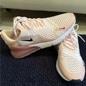 Nike air max 270 (women) size 12